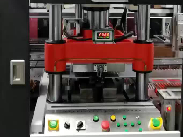 全自動(dòng)模切設(shè)備